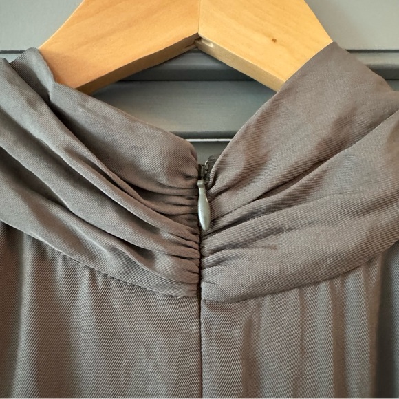 Theory | Halter Jumpsuit in Willow Army Green Brand New with Tags ~ US 12 - Picture 11 of 14